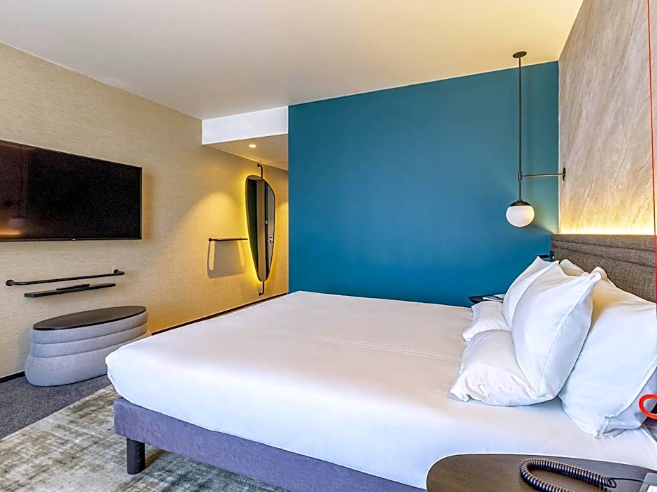 Novotel Liverpool Paddington Village