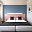 Hotel Chamartin The One