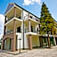 Boutique Hotel Divina