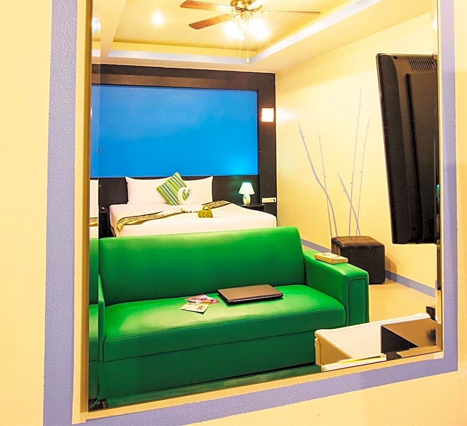 Lavender Hotel Patong, Phuket