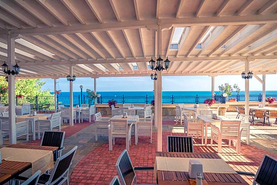 Tiva del Mar Beach Hotel