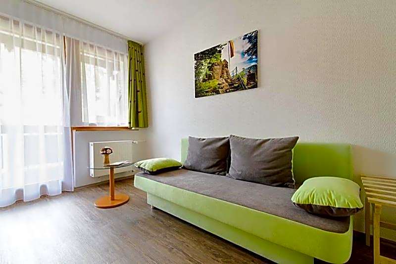 Holzschuhs Schwarzwaldhotel