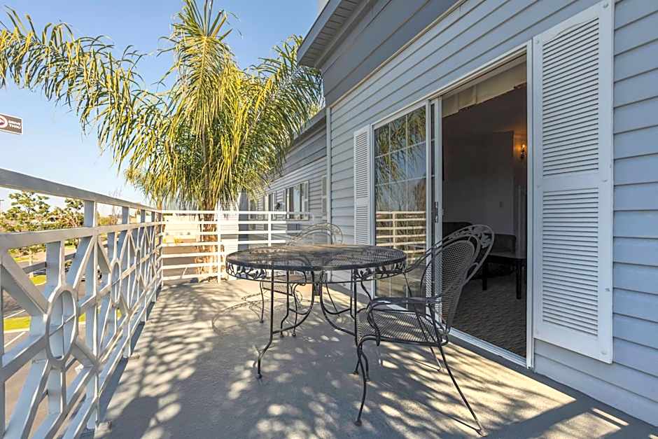 Best Western Colonial Inn