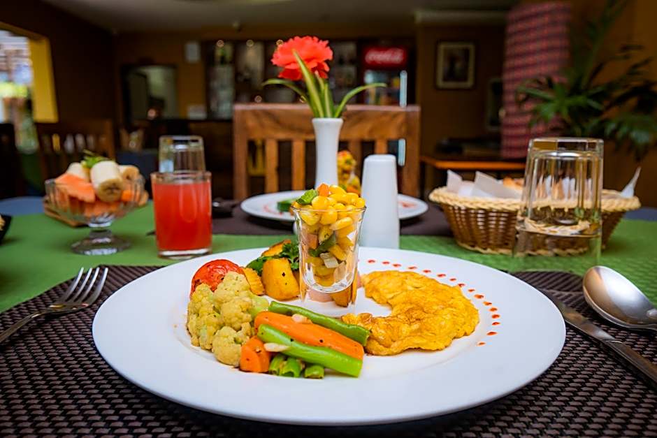 Hotel Crown Himalayas