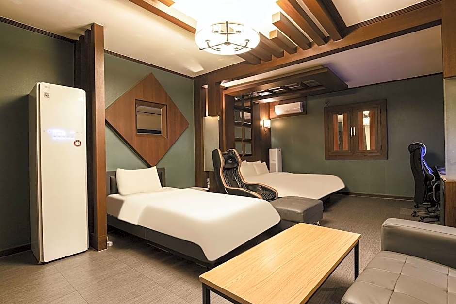 Suwon Rose Hotel