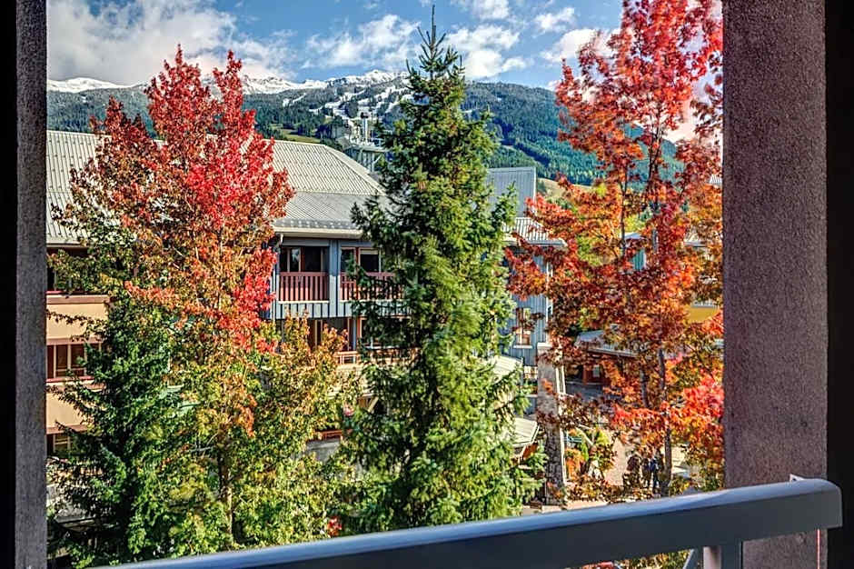 Town Plaza Suites by Golden Dreams