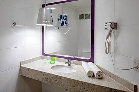 STANDARD COUPLE CAPACITY 1