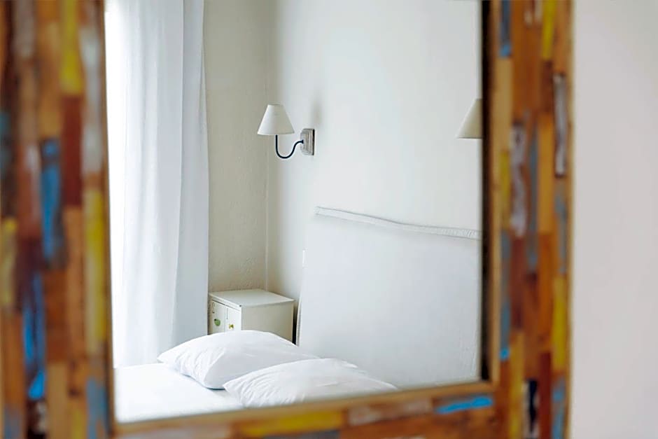 Coq Hotel