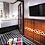 Staypineapple, An Iconic Hotel, The Loop