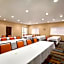 Fairfield Inn & Suites by Marriott Quincy