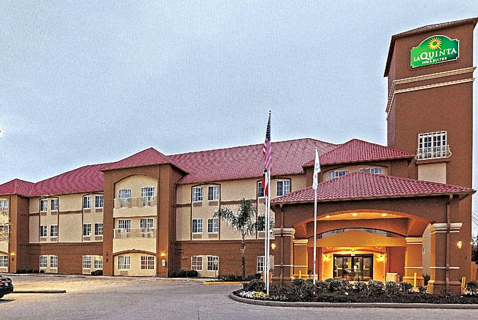 La Quinta Inn & Suites by Wyndham Houston Hobby Airport