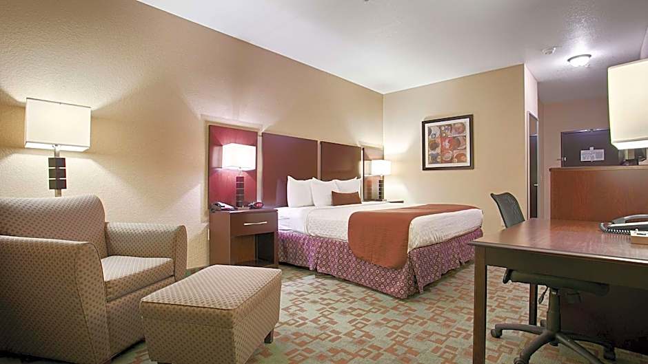 Best Western Plus Eastgate Inn & Suites