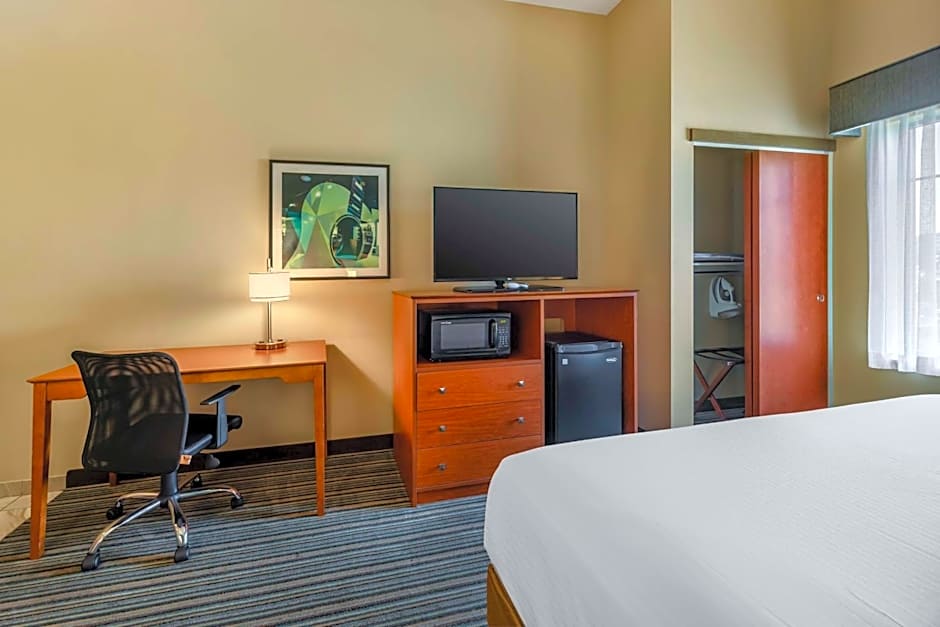 Best Western Plus Tuscumbia/Muscle Shoals Hotel & Suites