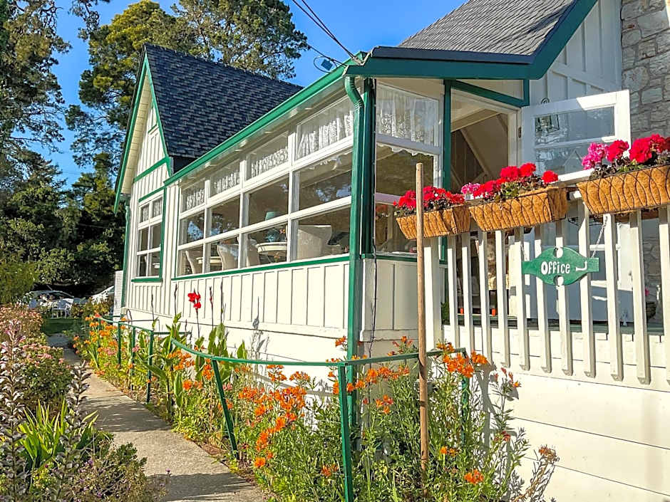 Carmel Green Lantern Inn