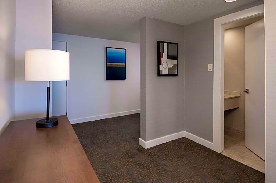 DoubleTree by Hilton London Ontario
