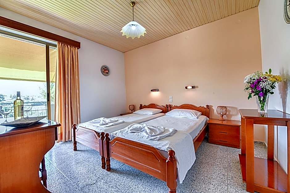 Ionis Hotel