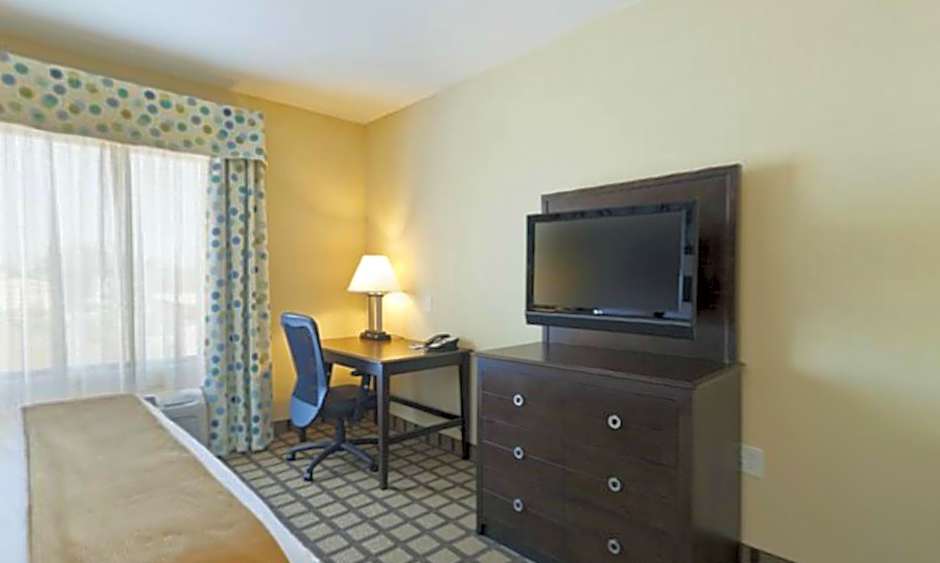 HOLIDAY INN EXPRESS HOTEL & SUITES ATLANTA SOUTHWEST-FAIRBURN By IHG