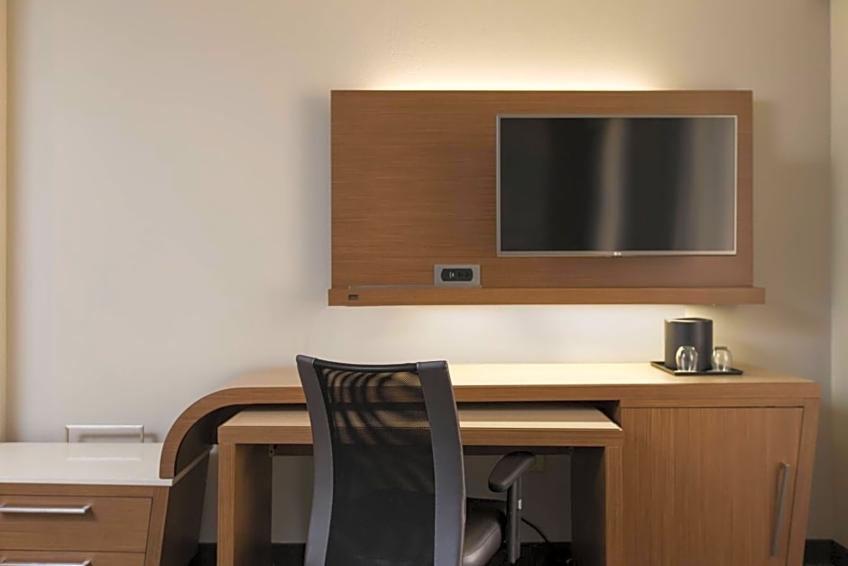 Courtyard by Marriott Nashville Downtown