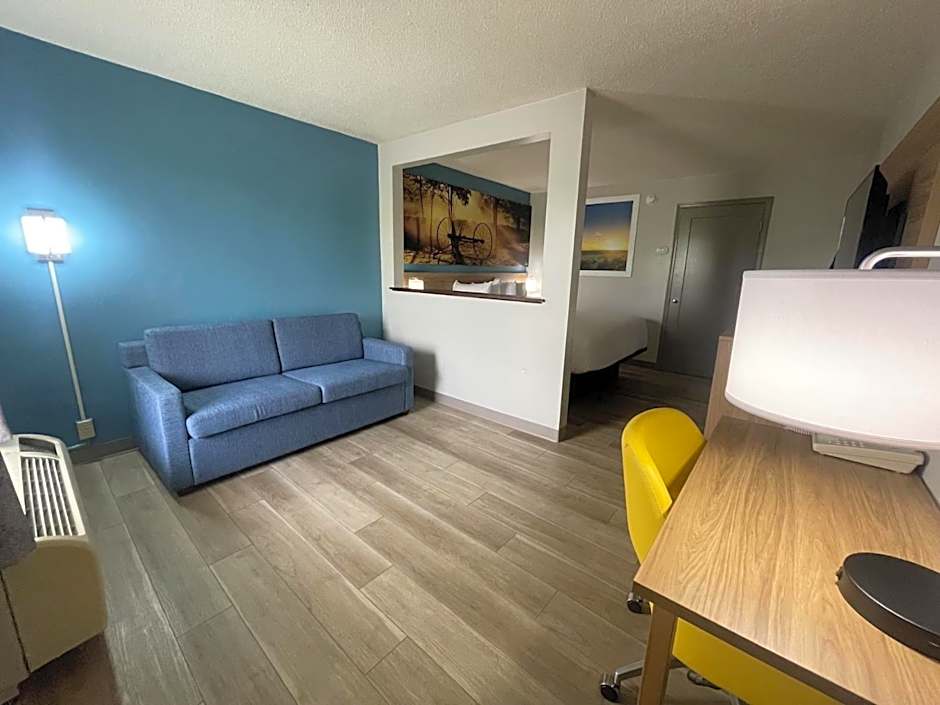 Days Inn & Suites by Wyndham York