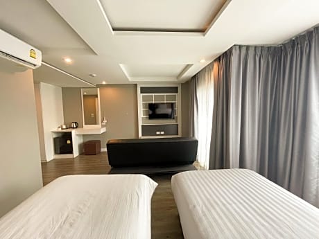 Deluxe Twin Room