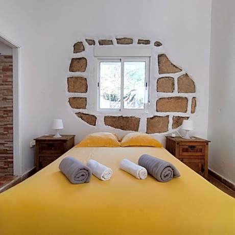 Triple Room with Shared Bathroom