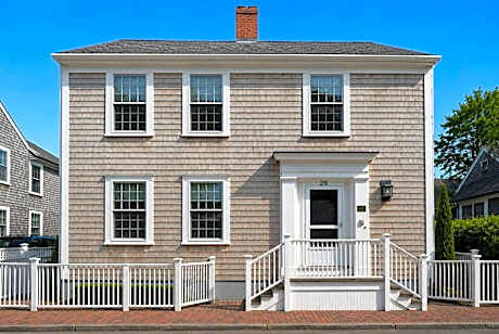 29 India House