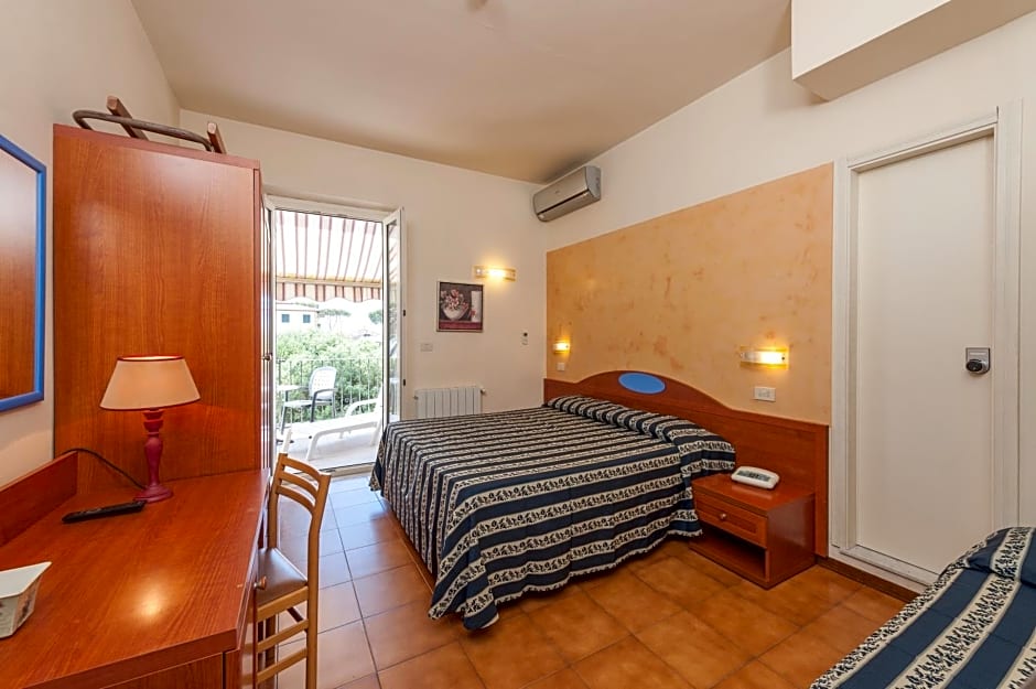 Hotel Apuana