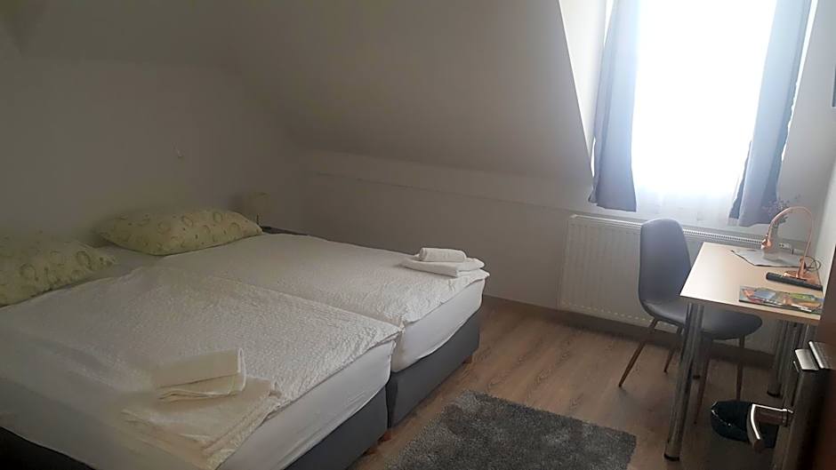 Hotel & Hostel Marenberg Radlje