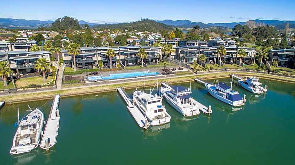 Sovereign Pier On The Waterways