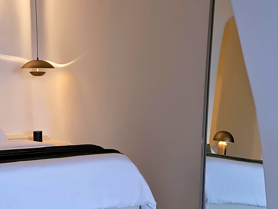 Andronis Luxury Suites