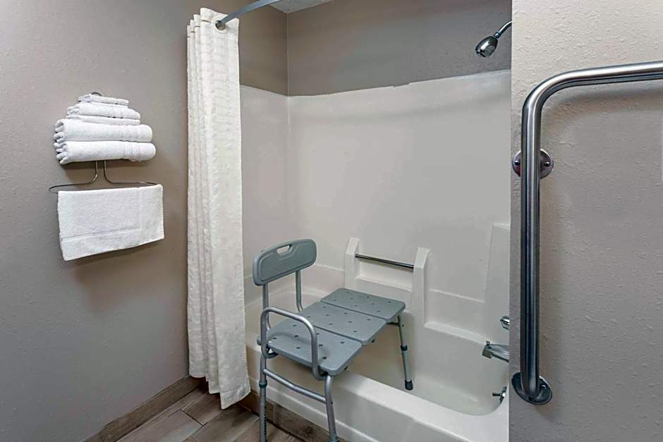 Super 8 by Wyndham Michigan City