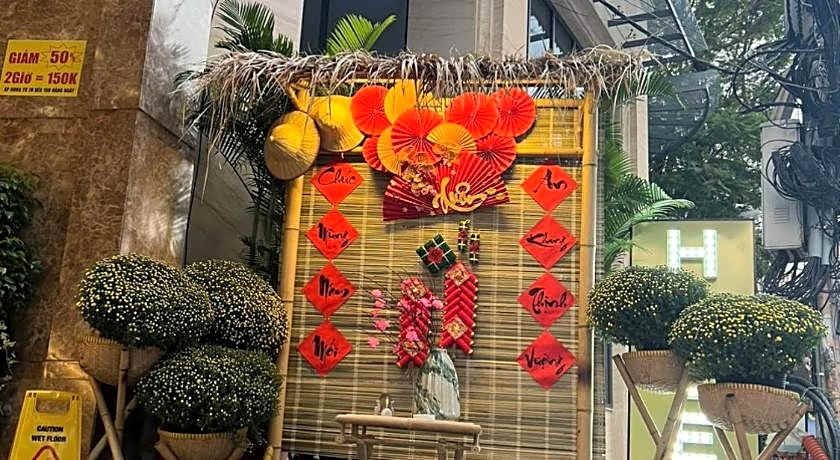 APOLLO AIRPORT HOTEL