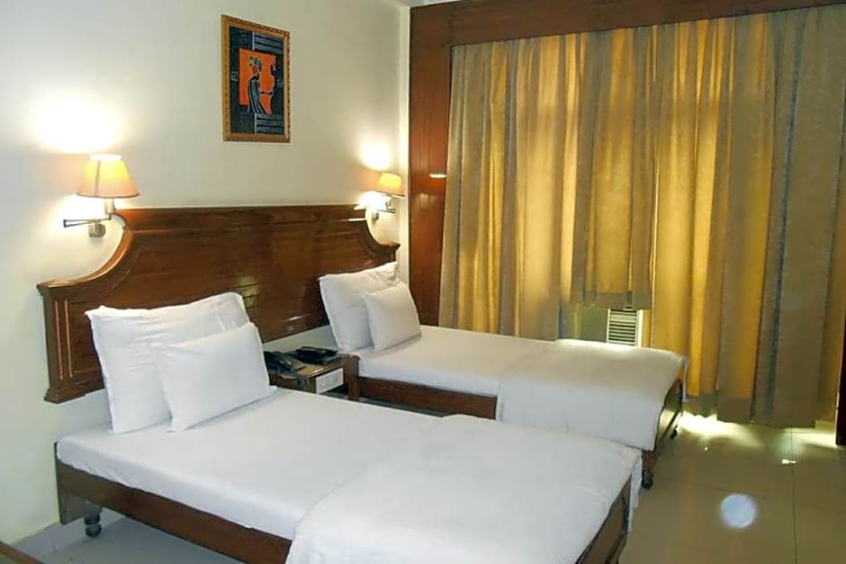 Hotel Deep Avadh
