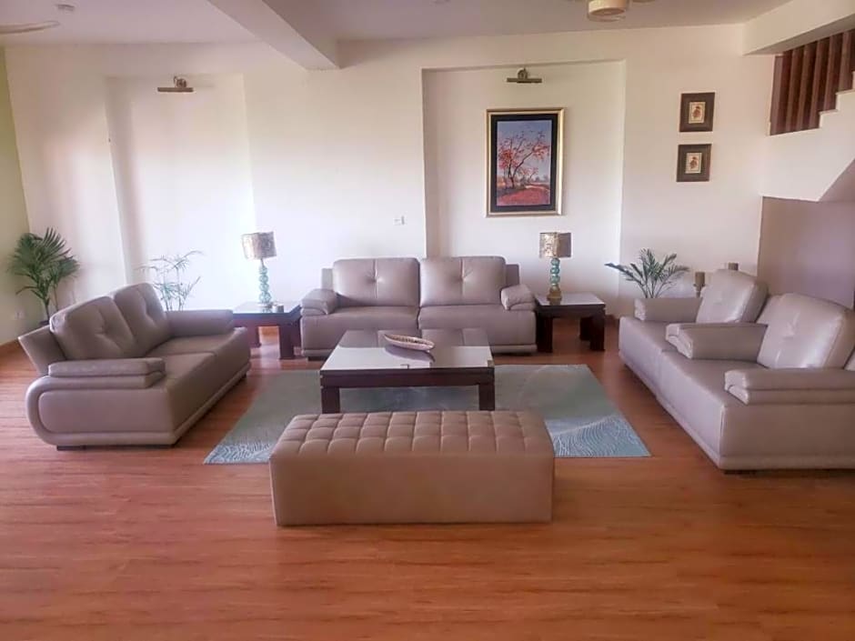 Hotel Mountain View Murree