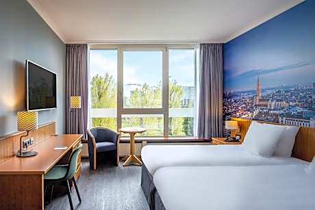 Standard Room with Two Single Beds