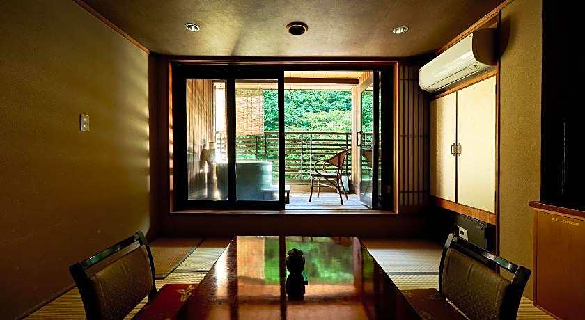 Shima Onsen Toshimaya