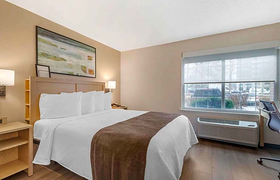 Photo 1 of 5 of Studio 1 Queen Bed, Accessible