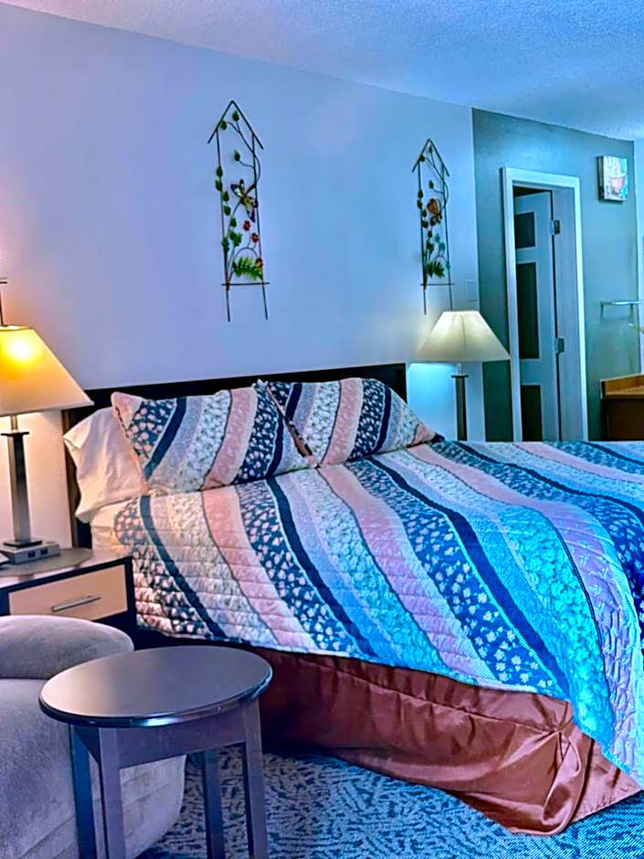 Motel West