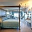 Misty Waves Boutique Hotel