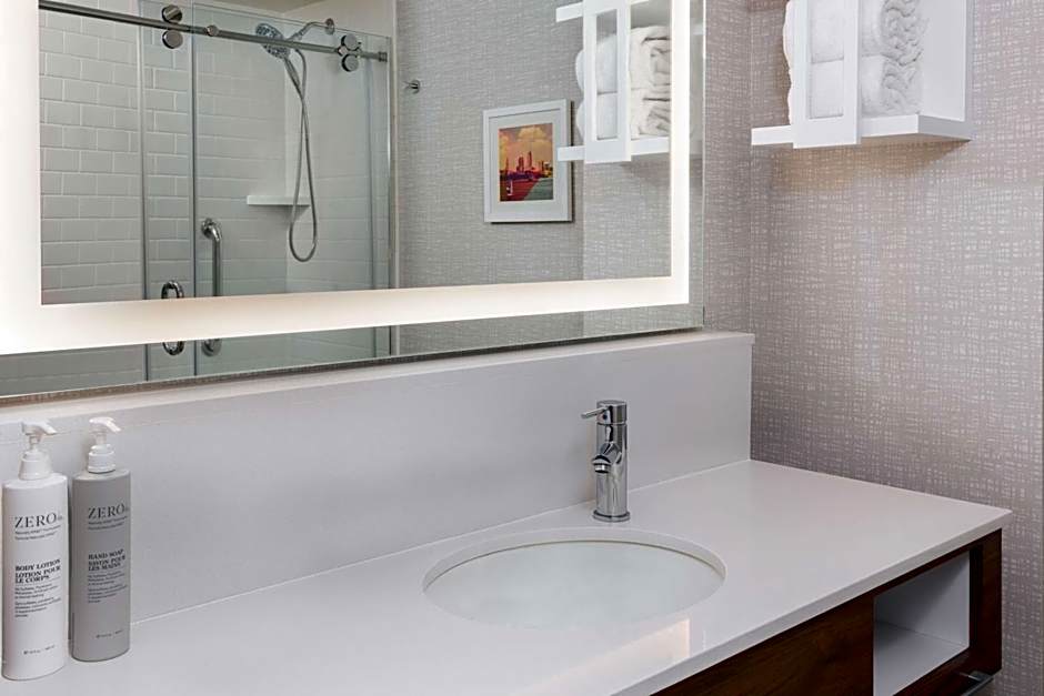 Hampton Inn By Hilton & Suites Cleveland-Beachwood