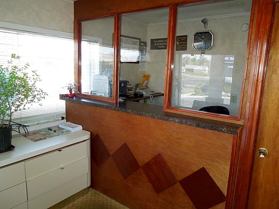 Starlite Motor Inn