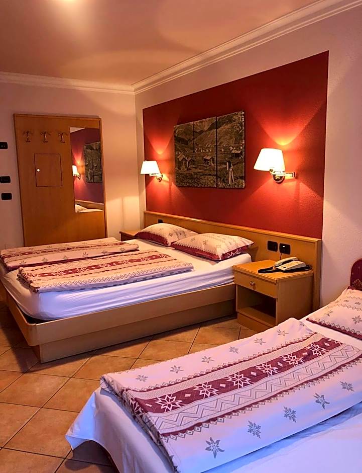 Hotel Garni Rin Da Rin