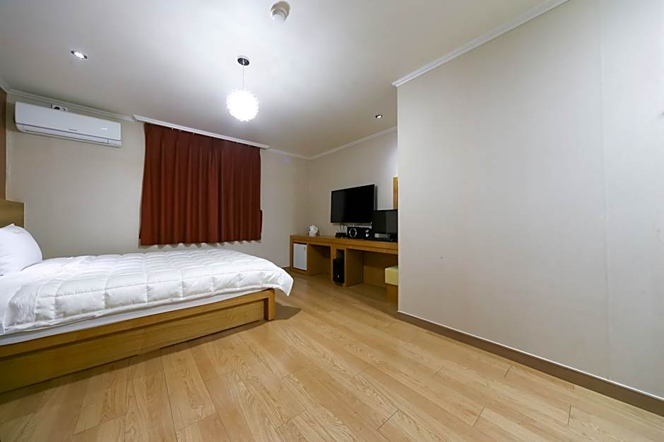 Gyeongju bulgooksa W Drive-in Motel