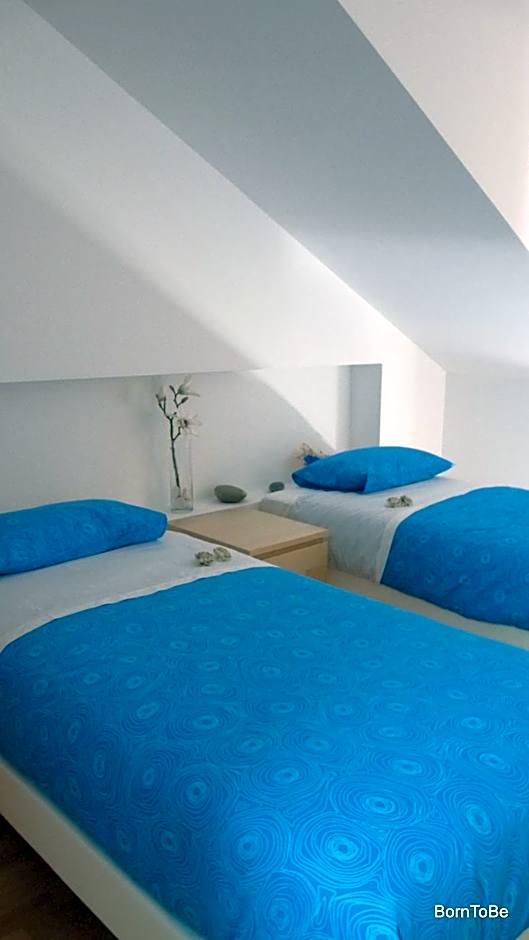 Born To Stay In Milfontes