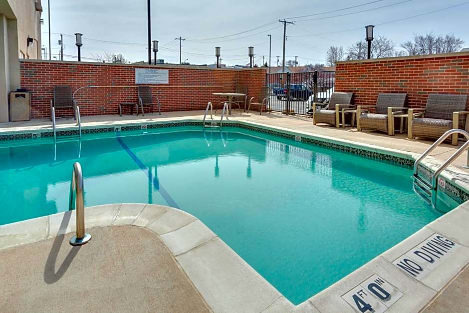 Drury Inn & Suites St. Louis near Forest Park