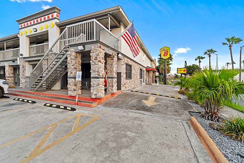 Super 8 by Wyndham McAllen/Downtown