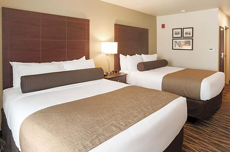 Cobblestone Hotel & Suites Appleton International Airport