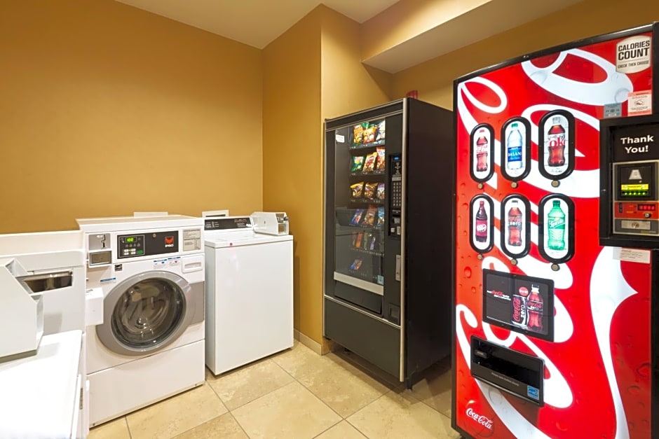 Holiday Inn Express Suites Little Rock West, an IHG Hotel