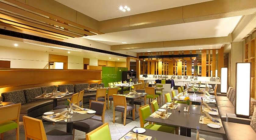 Ginger Kochi, MG Road