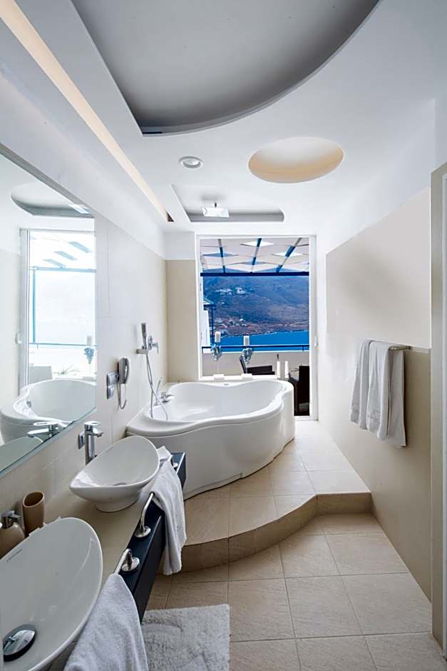 Aegialis Hotel & Spa